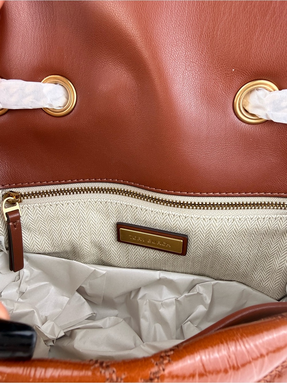 Tory Burch Willa Shine Small Quilted Shoulder Bag Java $645 - Picture 12 of 16
